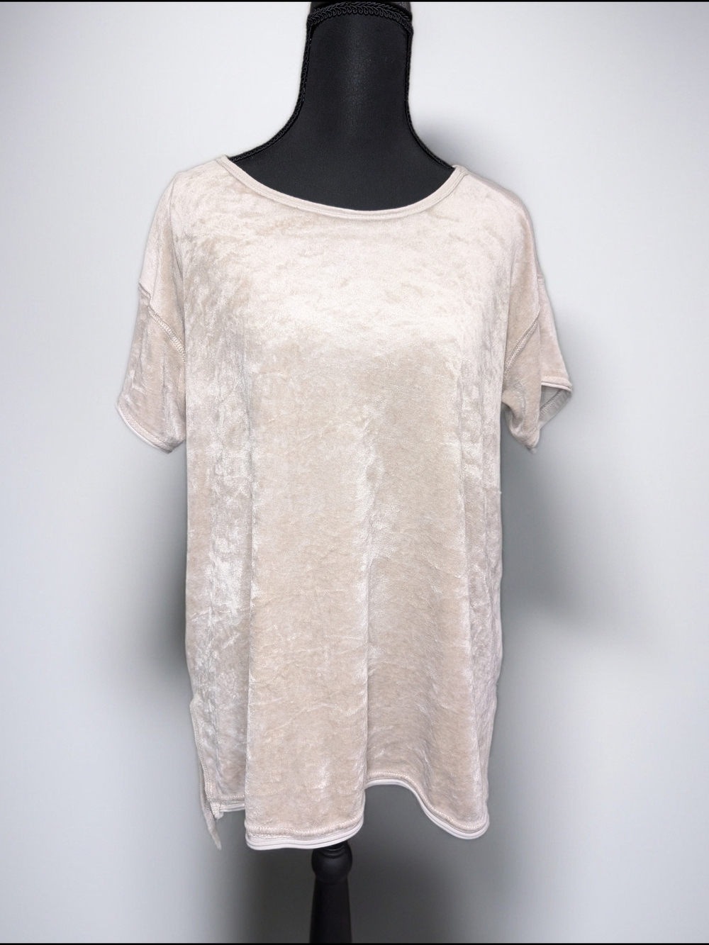 GreenTea -Medium - Beige Velvet Short Sleeve Women's Top